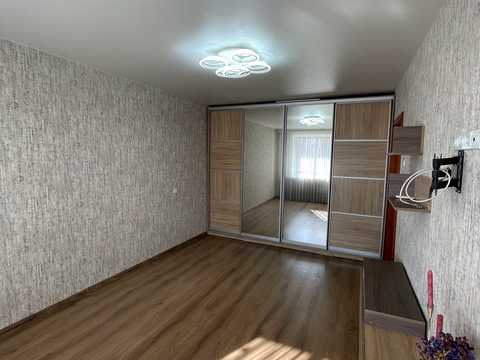 квартира по адресу Андрея Мельника ул., 8