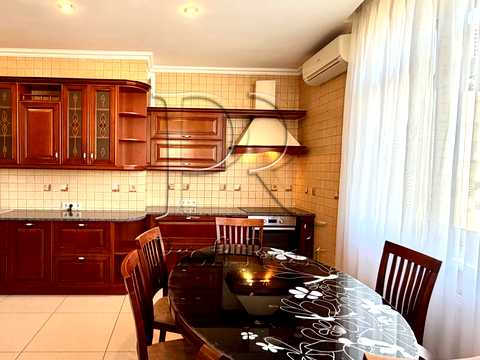 квартира за адресою Старонаводницька вул., 6-Б