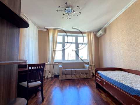 квартира за адресою Старонаводницька вул., 6-Б