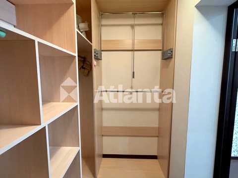 квартира за адресою Райдужний масив вул., 6