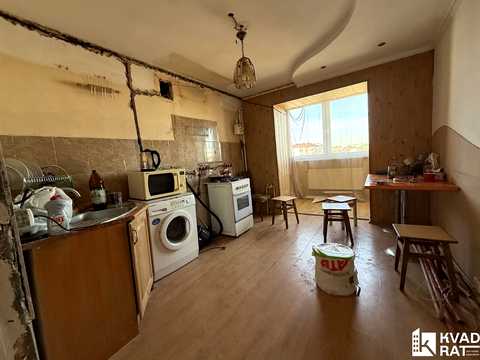 квартира за адресою Тролейбусна вул., 15