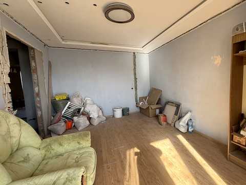 квартира за адресою Тролейбусна вул., 15