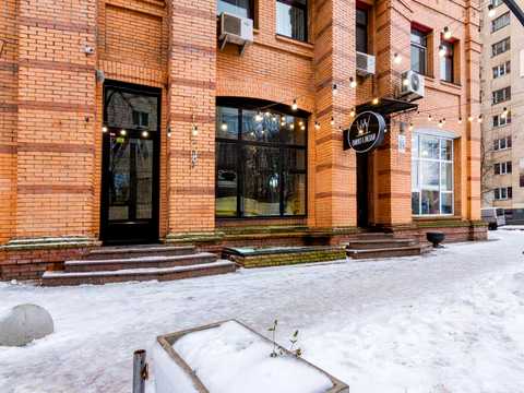 комерційна за адресою Гусовського вул., 11/11