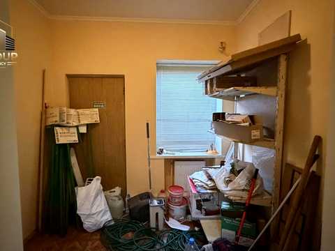 комерційна за адресою Заліська вул. (Єсеніна), 1