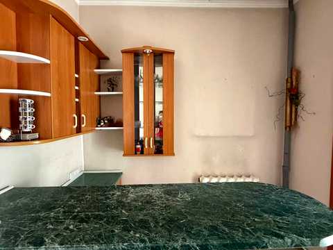 комерційна за адресою Партизанська вул., 25