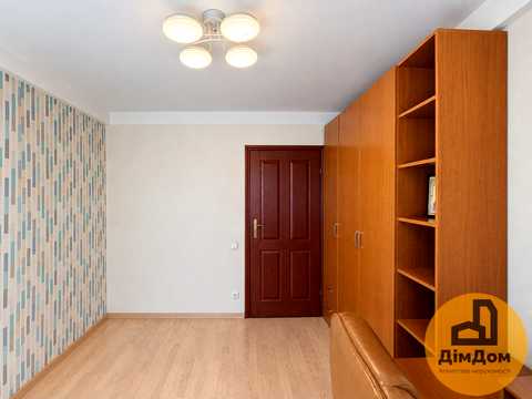 квартира за адресою Русанівська набережна вул., 8/1