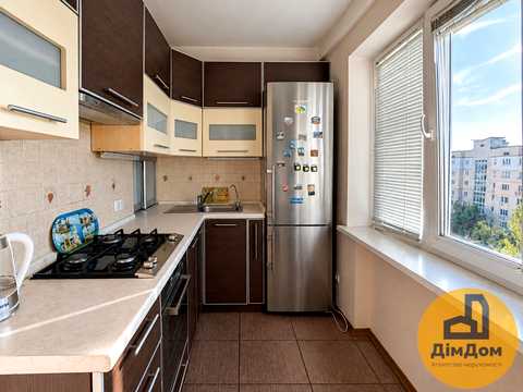 квартира за адресою Русанівська набережна вул., 8/1