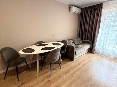 квартира за адресою Набережна Перемоги вул., 42-Р