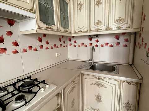 квартира за адресою Тополина вул., 20