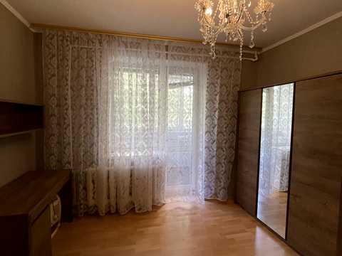 квартира за адресою Тополина вул., 20