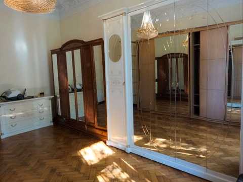 квартира по адресу Французский бульв., 11а