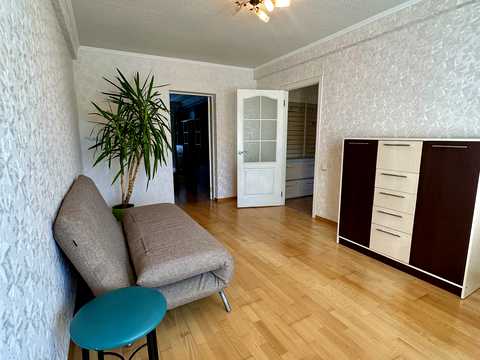 квартира за адресою Верховної Ради бульв., 24