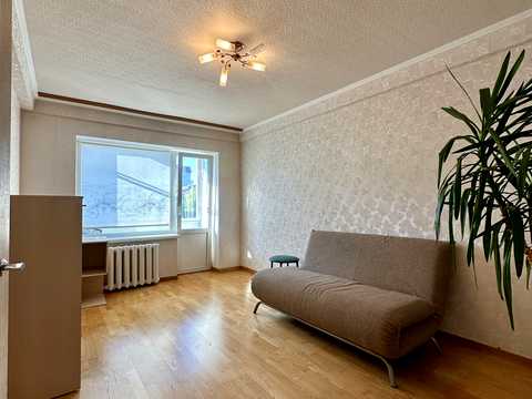 квартира за адресою Верховної Ради бульв., 24
