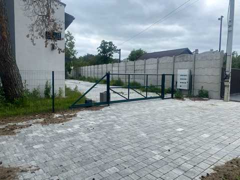 будинок за адресою Драгоманова Михайла, 19/3