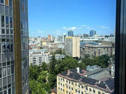 комерційна за адресою Антоновича вул. (Горького), 74-78