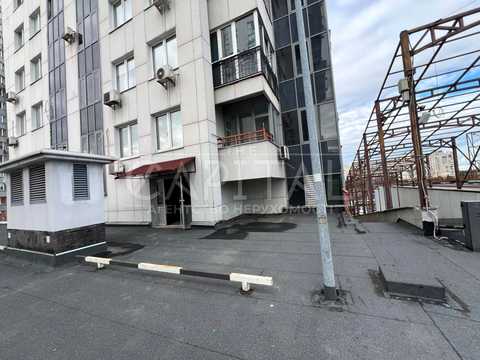 комерційна за адресою Срібнокільська вул., 3Г