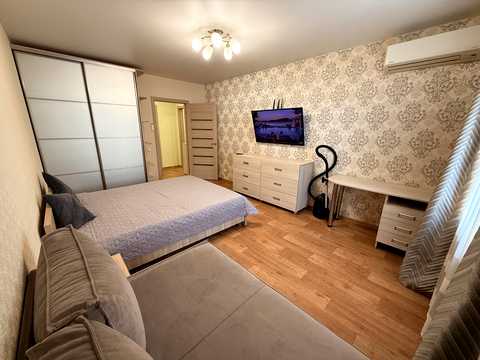 квартира за адресою Здолбунівська вул., 13