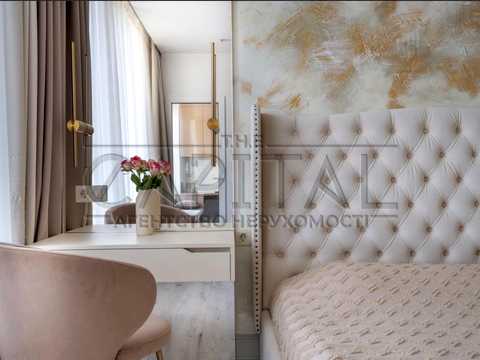 квартира за адресою Дніпровська набережна вул., 18-А
