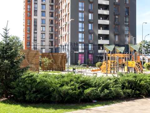 квартира за адресою Дніпровська набережна вул., 18-А