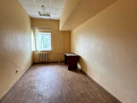 комерційна за адресою Центральна, 22-А