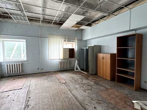 комерційна за адресою Центральна, 22-А