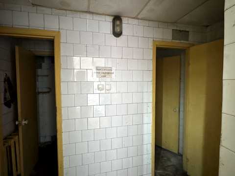 комерційна за адресою Центральна, 22-А