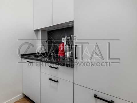 комерційна за адресою Тараса Шевченка бульв., 1