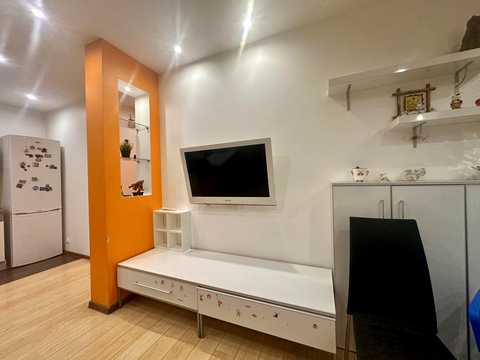 квартира за адресою Євгена Чикаленка вул., 59в/1