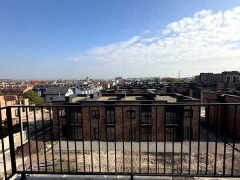 квартира по адресу 24 Серпня ул., (Будинок 12)