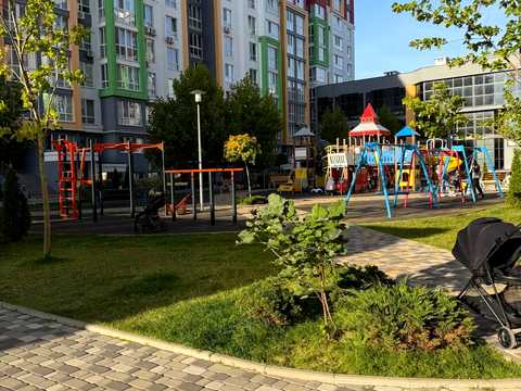 квартира по адресу Машинобудівників ул., 16