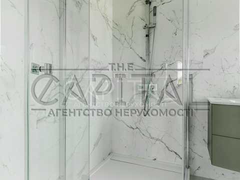 будинок за адресою с. Плюти, Світанкова