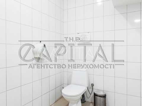 комерційна за адресою Антоновича вул. (Горького), 90/92