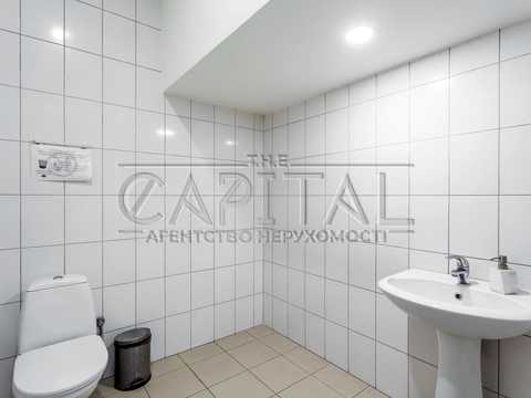 комерційна за адресою Антоновича вул. (Горького), 90/92