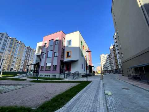 коммерческая по адресу Героїв Крут ул., 10