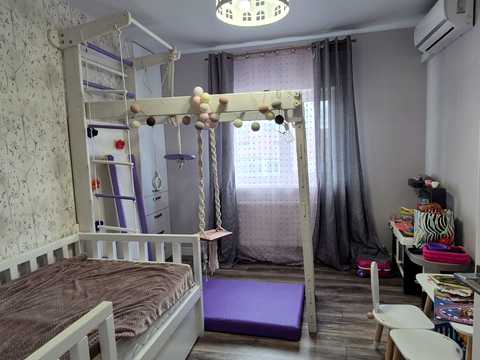 квартира за адресою Домобудівельна вул., 13