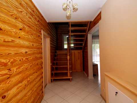 будинок за адресою Центральна вул., 50