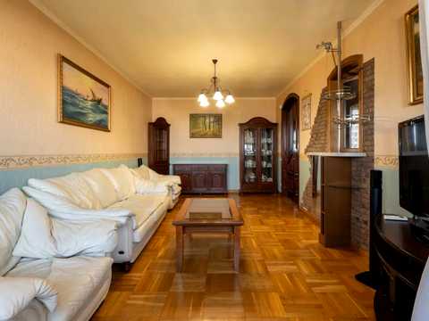 квартира за адресою Михайла Омеляновича-Павленка вул. (Суворова), 11