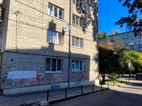 квартира за адресою Академіка Андрія Сахарова вул. (Суворова), 60