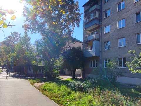 квартира за адресою Академіка Андрія Сахарова вул. (Суворова), 60