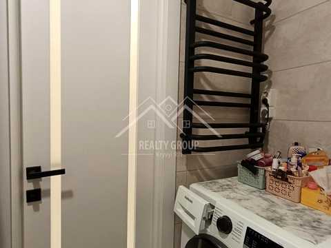 квартира за адресою Покровська вул. (Подбєльського), 36