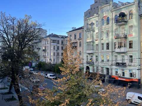 комерційна за адресою Київ, Велика Васильківська вул. (Червоноармійська), 89