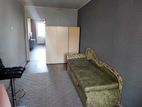 квартира за адресою Героїв просп., 12