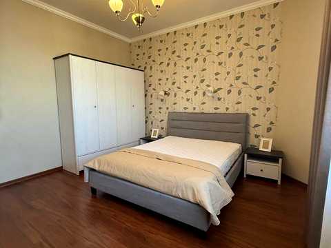 квартира за адресою Євгена Коновальця вул. (Щорса), 32-Б