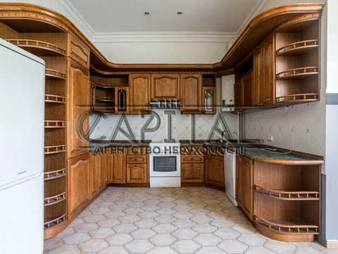 комерційна за адресою Терещенківська вул., 13