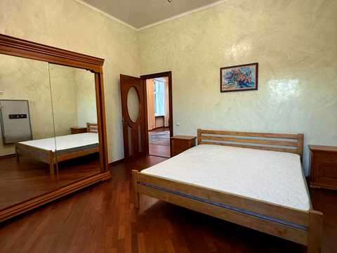 квартира за адресою Велика Васильківська вул. (Червоноармійська), 25