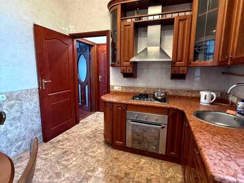 квартира за адресою Велика Васильківська вул. (Червоноармійська), 25