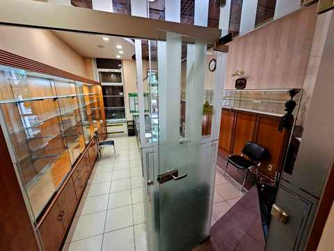 коммерческая по адресу Конная ул., 11