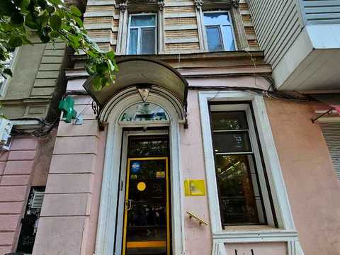 коммерческая по адресу Конная ул., 11