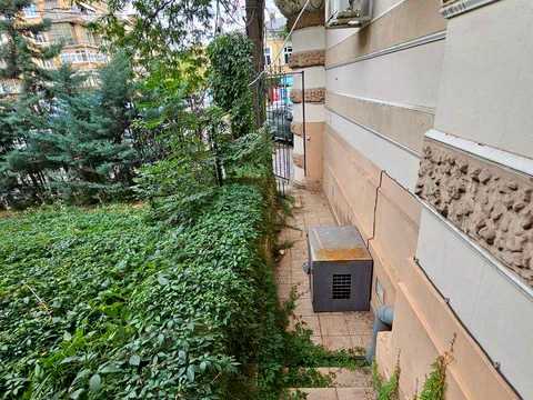 комерційна за адресою Гаванна вул., 10
