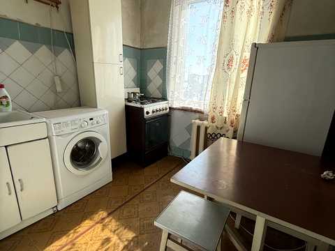 квартира за адресою Гната Юри вул., 18